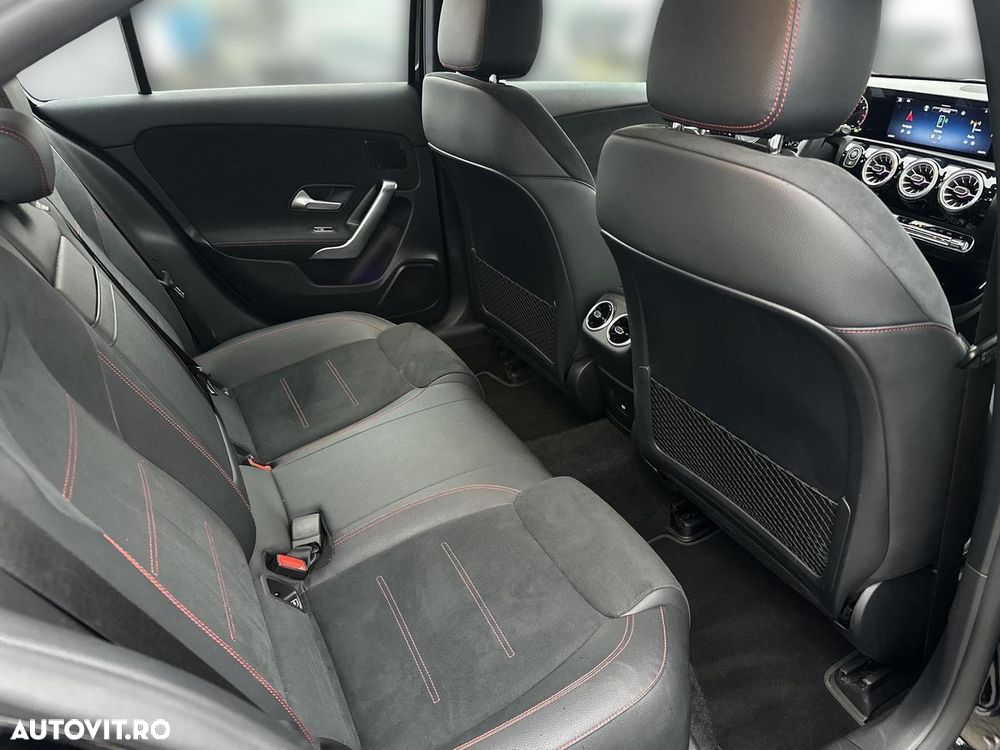 Mercedes-Benz A 220 - 16