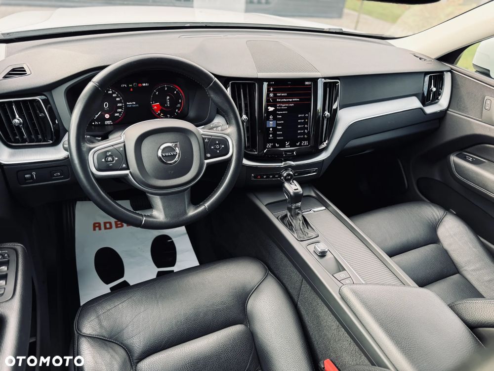 Volvo XC 60 D4 Geartronic Momentum - 27