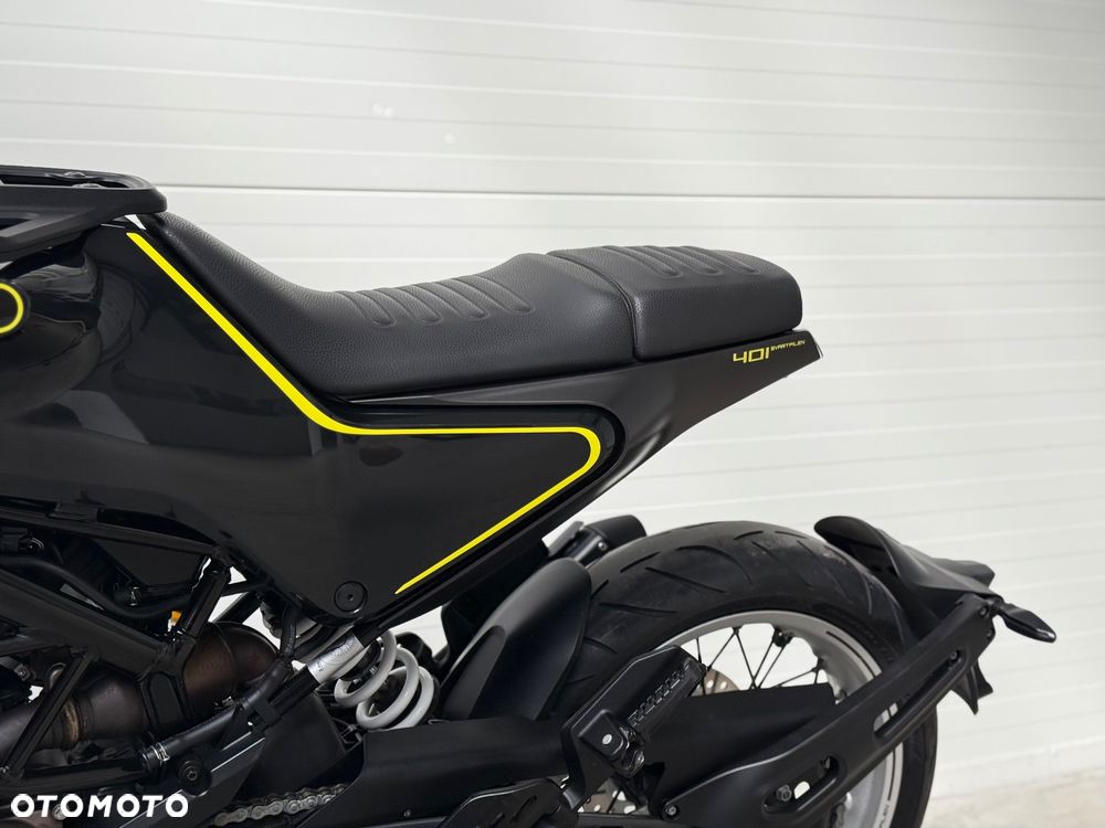 Husqvarna Svartpilen - 34