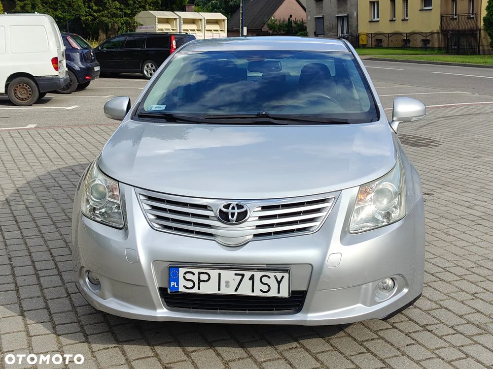 Toyota Avensis 2.0 D-4D Premium - 17