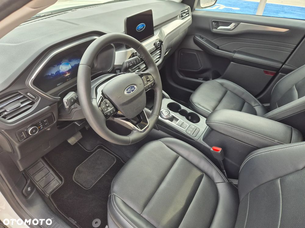 Ford Kuga - 12