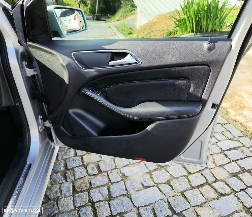 Mercedes-Benz B 200 CDI BlueEFFICIENCY EDITION 1 - 12