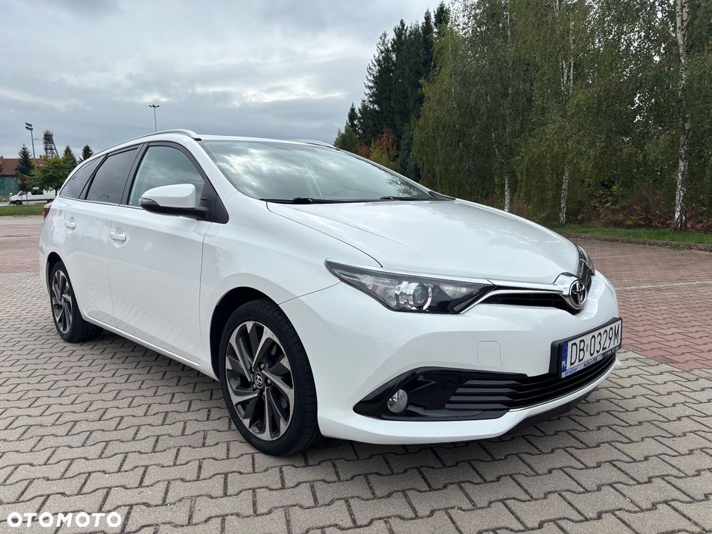 Toyota Auris 1.6 D-4D Comfort - 19