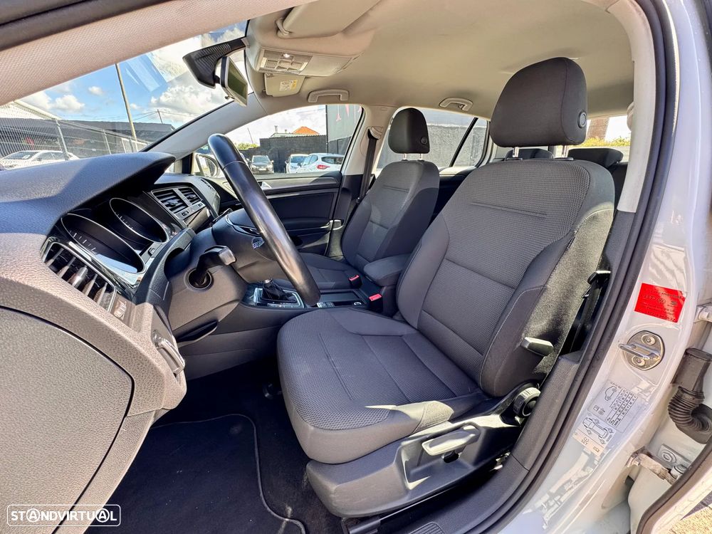 VW e-Golf Standard - 15