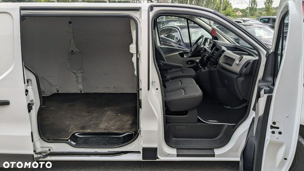 Renault Trafic - 15