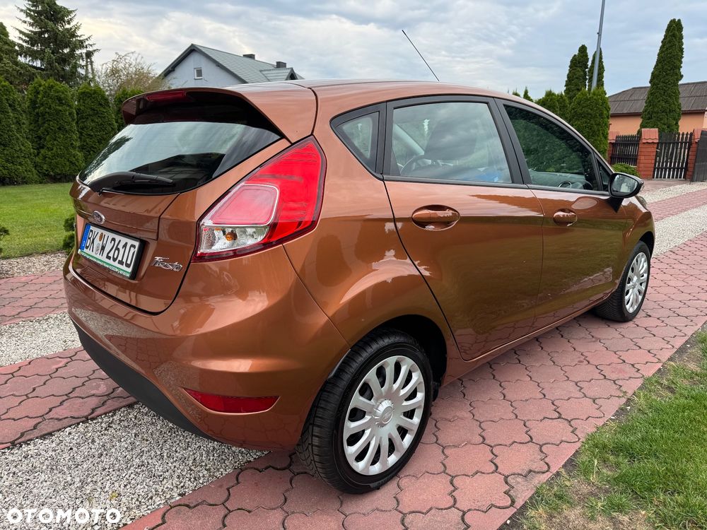 Ford Fiesta 1.0 Celebration - 10