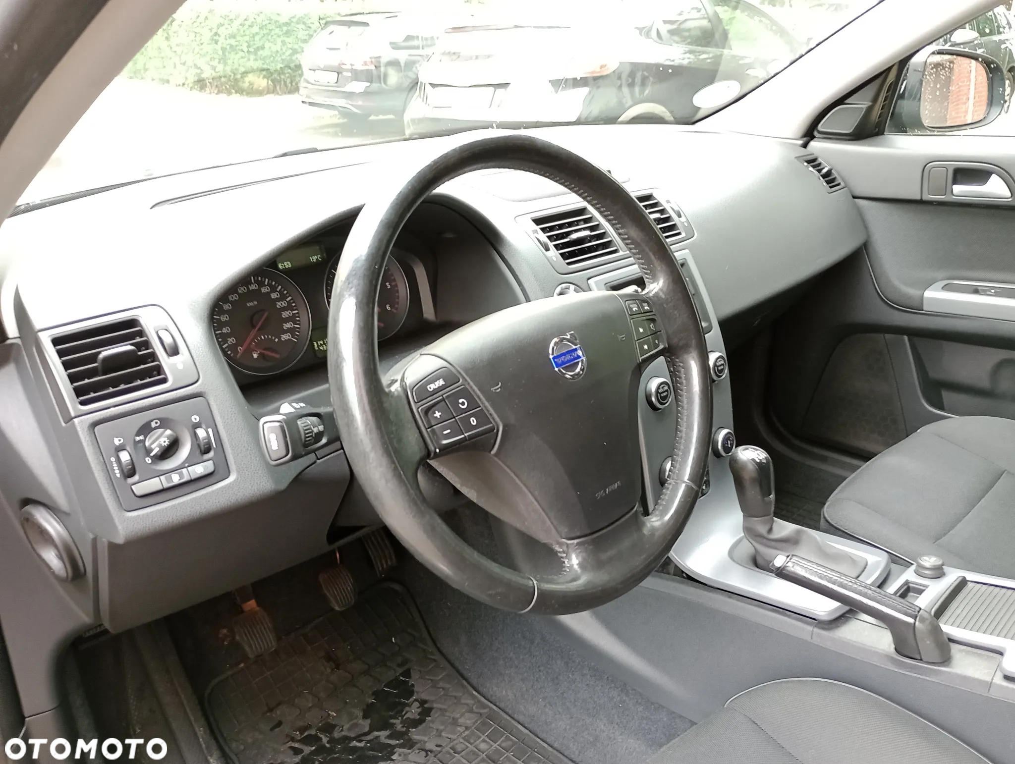 Volvo V50 D3 - 12