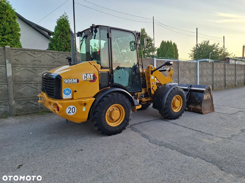Caterpillar CAT 906 M - 7