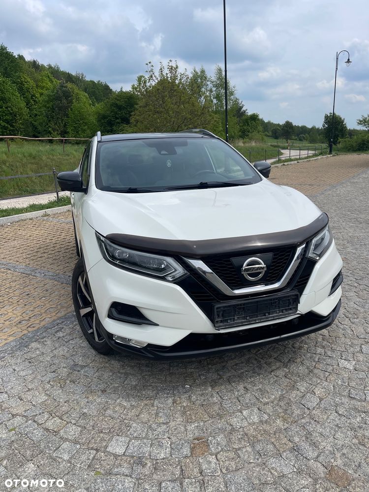 Nissan Qashqai 1.6 dCi Xtronic TEKNA+ - 3