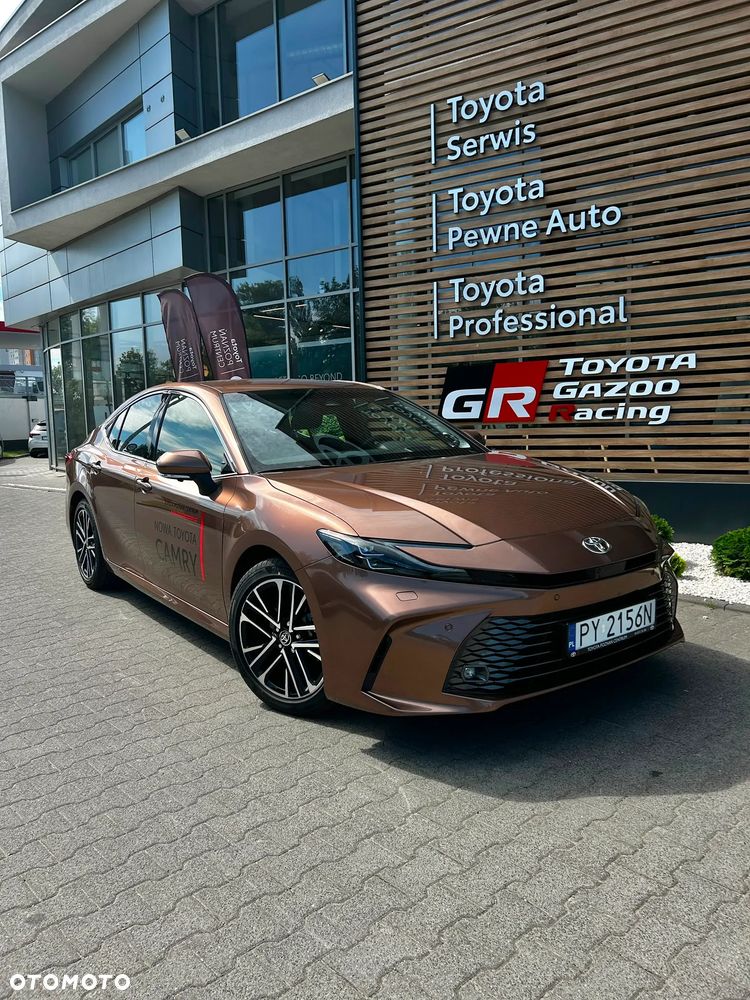 Toyota Camry 2.5 Hybrid Executive CVT
