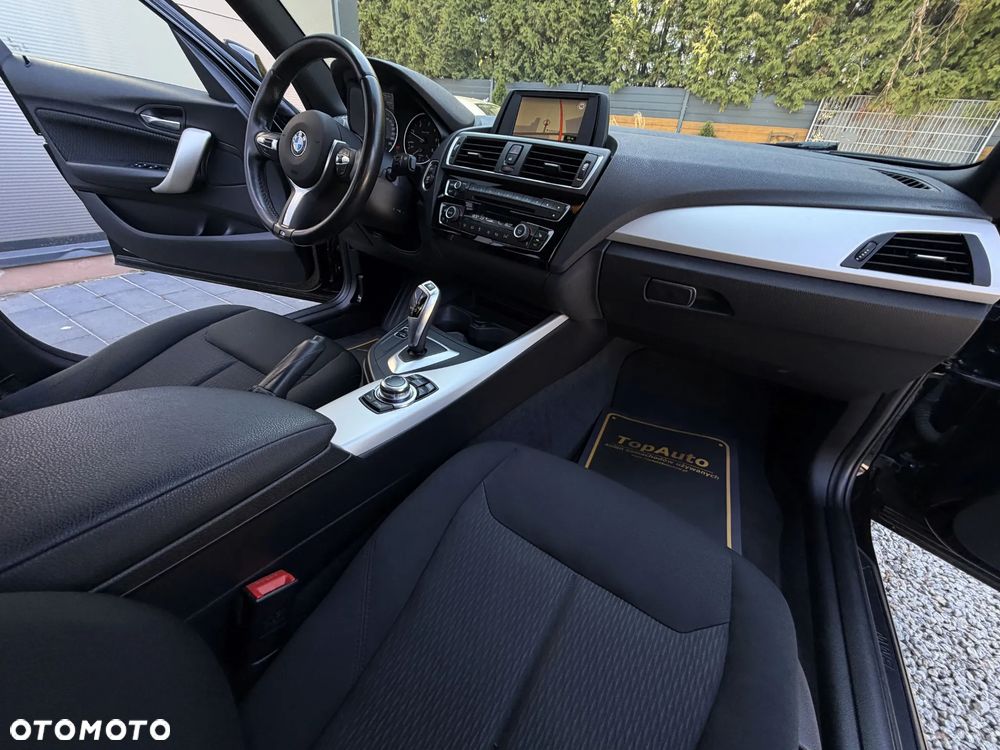 BMW Seria 1 118d Sport Line - 16