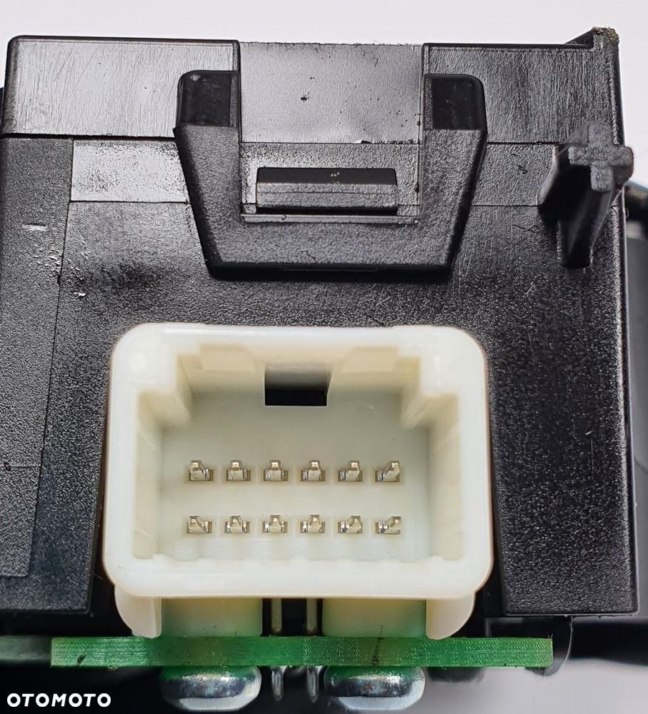 PRZEŁĄCZNIK KIERUNKOWSKAZÓW MAZDA 2 DE DF7166122 - 4