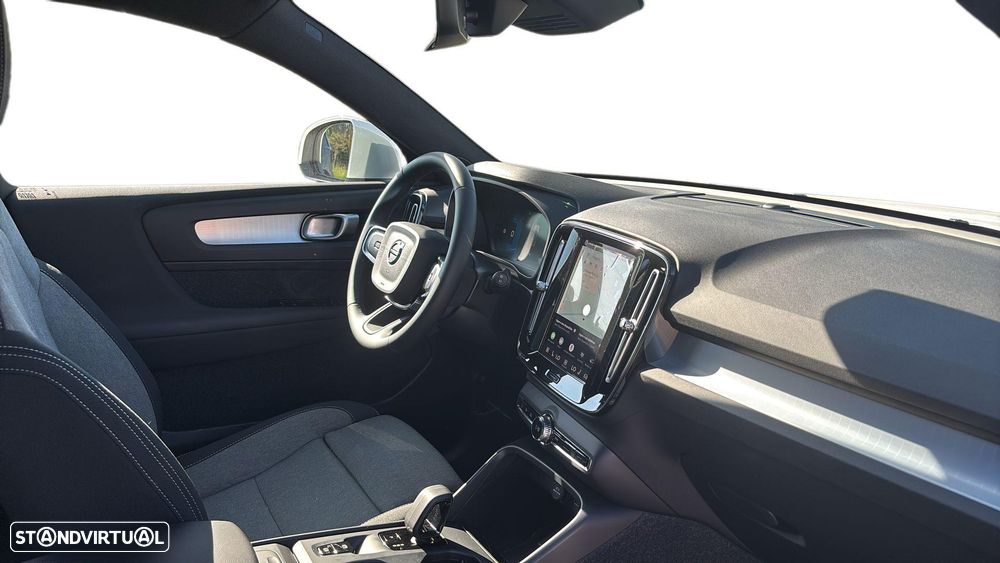Volvo XC 40 2.0 B3 Core - 4