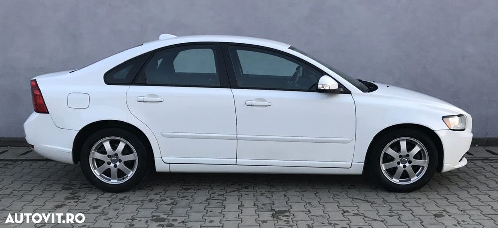 Volvo S40 - 1