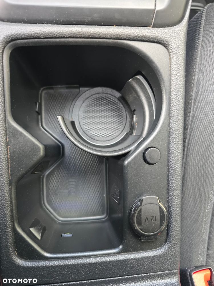 Volkswagen Golf - 14