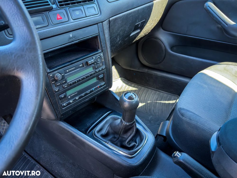 Volkswagen Golf 1.9 TDI - 11