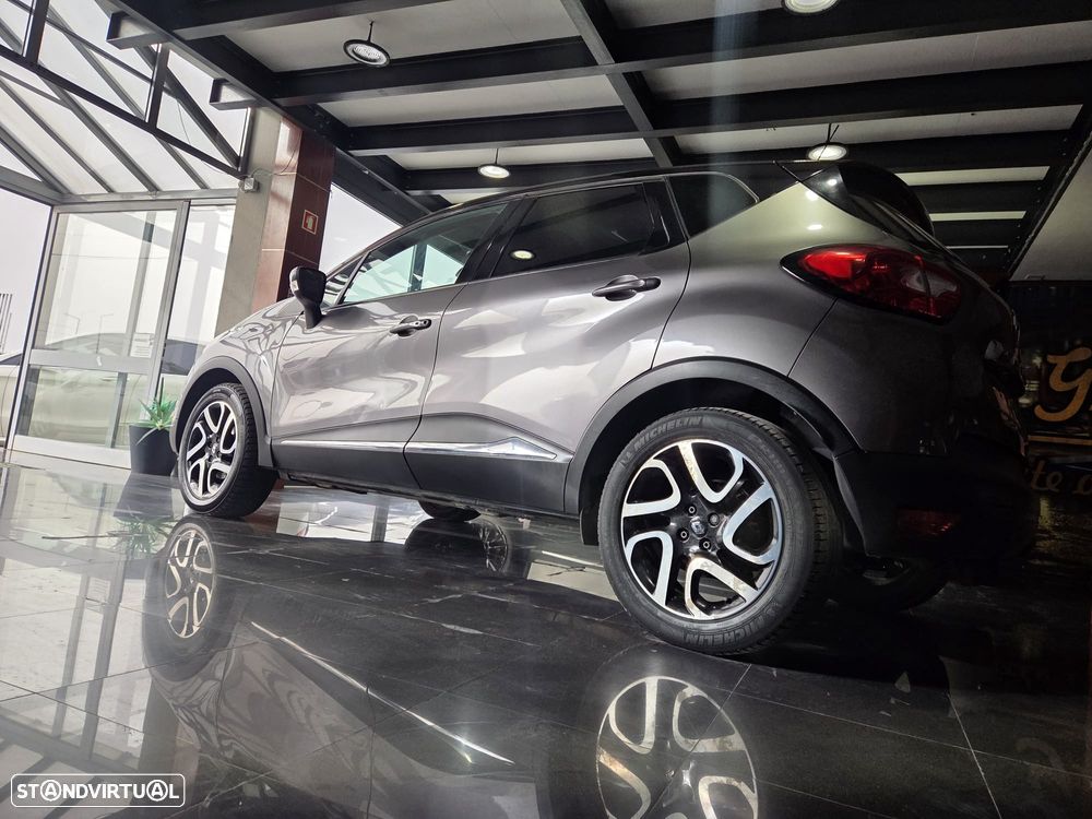Renault Captur 1.5 dCi Exclusive - 6