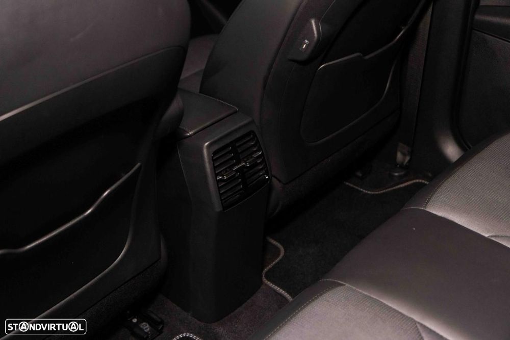 Kia Niro EV 64kWh Tech X - 46