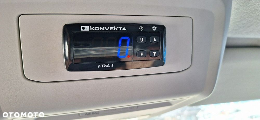 Volkswagen Transporter - 18