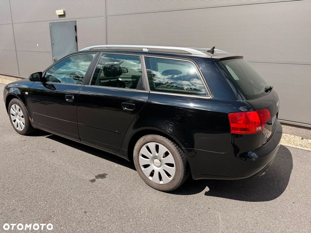 Audi A4 Avant 2.0 TDI - 11