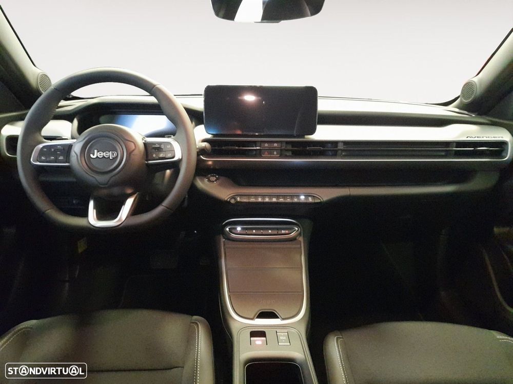 Jeep Avenger - 10