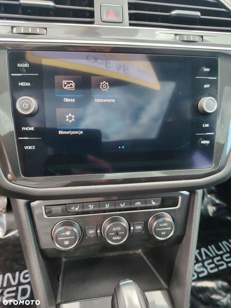 Volkswagen Tiguan - 13