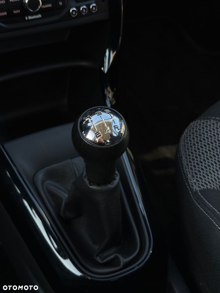 Citroën C3 e-HDi 90 FAP Exclusive - 21