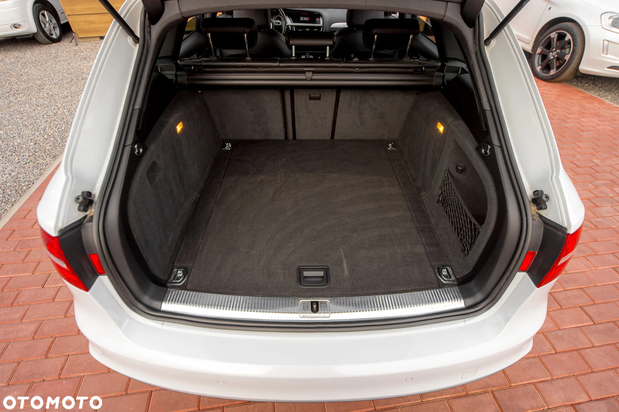 Audi A4 Avant 2.0 TFSI quattro S tronic S line Sportpaket - 14