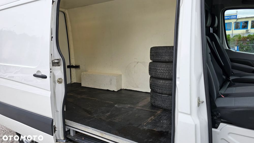 Volkswagen Crafter - 11