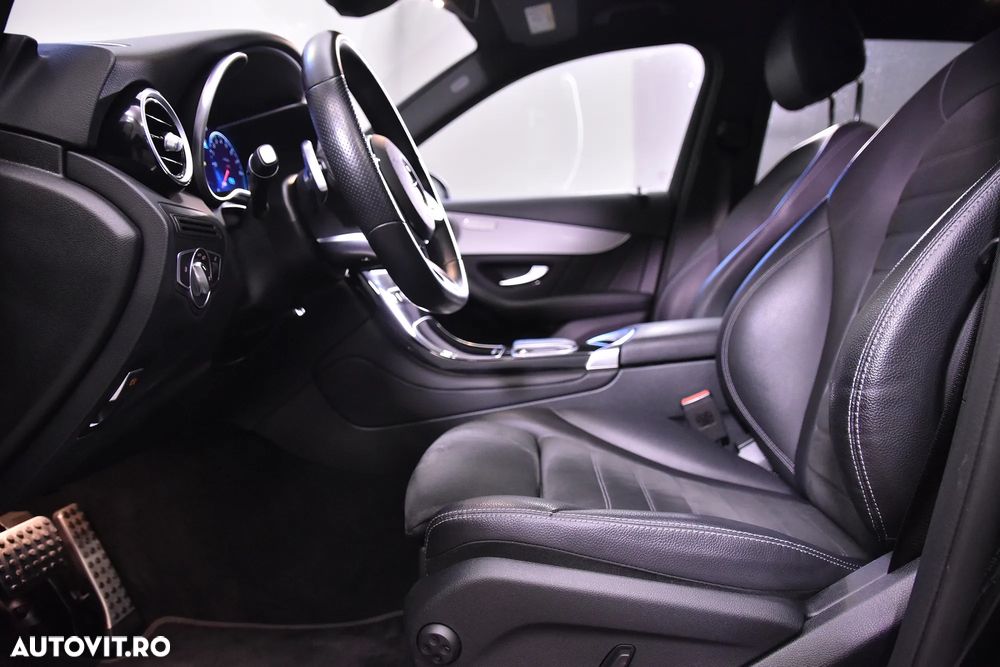 Mercedes-Benz GLC 300 e 4MATIC - 22