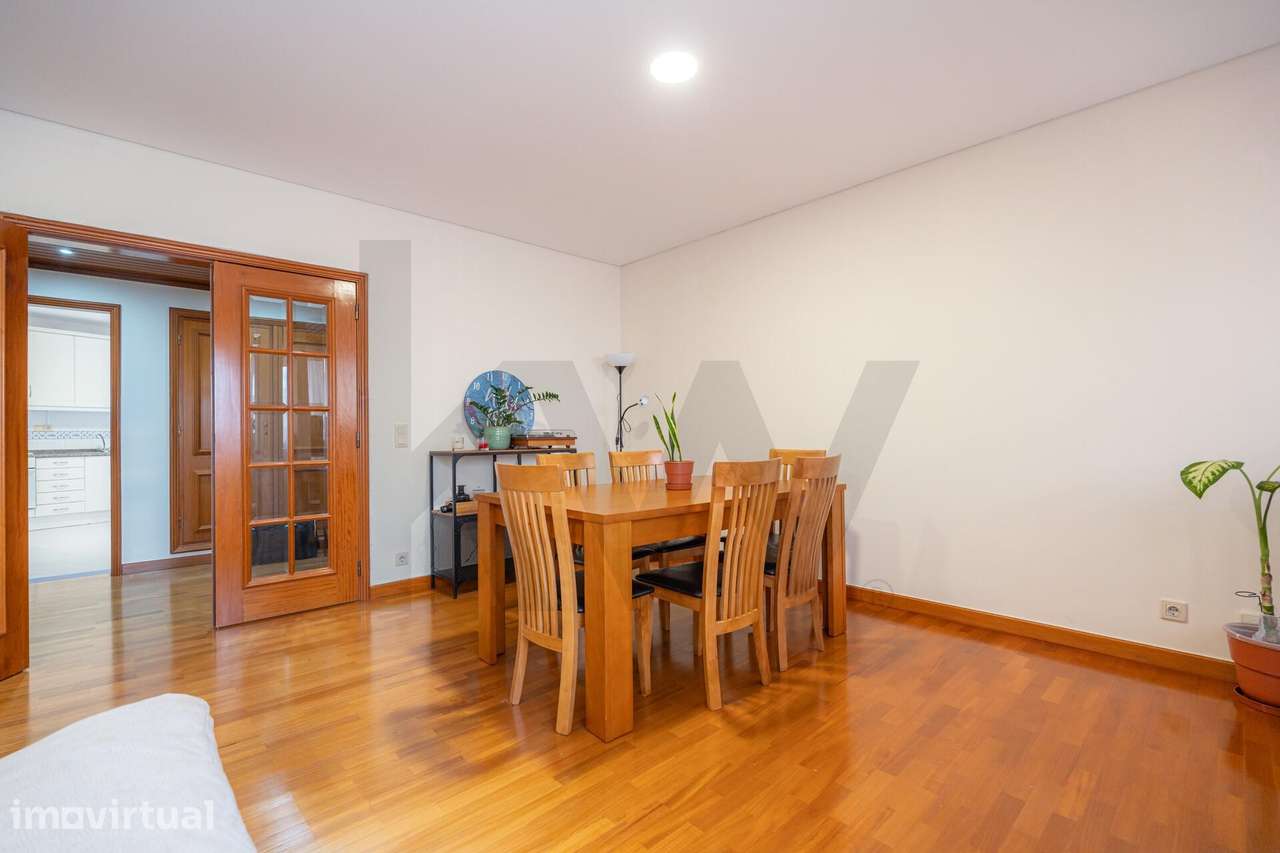 Apartamento T3 Remodelado com Varandas e Garagem em Fermentelos - Grande imagem: 5/36