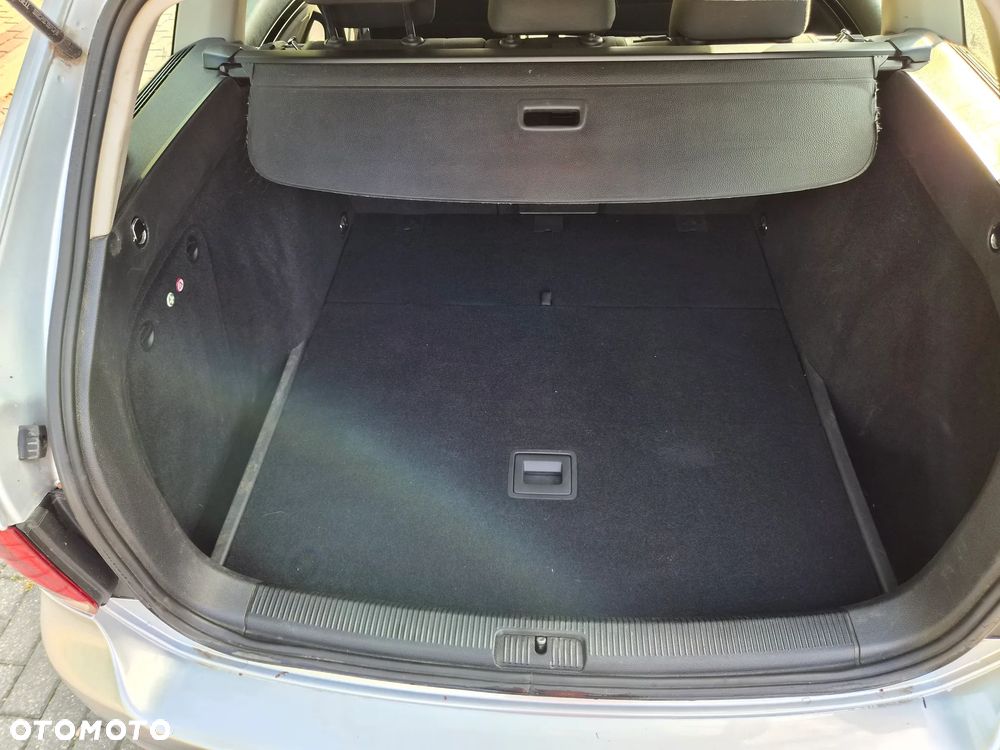 Volkswagen Golf 1.4 TSI Team - 14