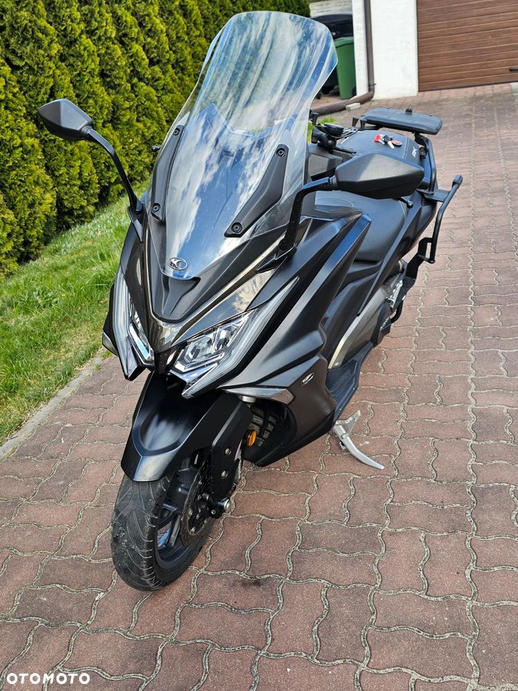 Kymco AK 550 - 8