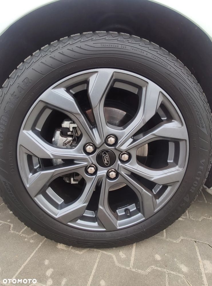 Ford Focus 1.0 EcoBoost Hybrid ST-LINE X - 35