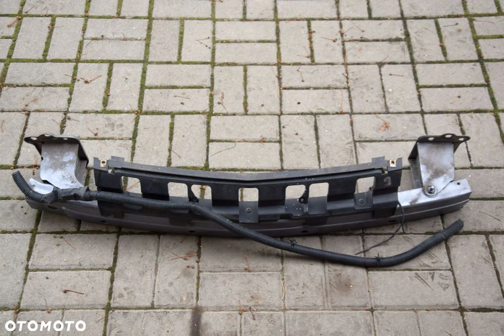 Opel Meriva A belka zderzaka przedniego + ślizg mocowanie zderzaka