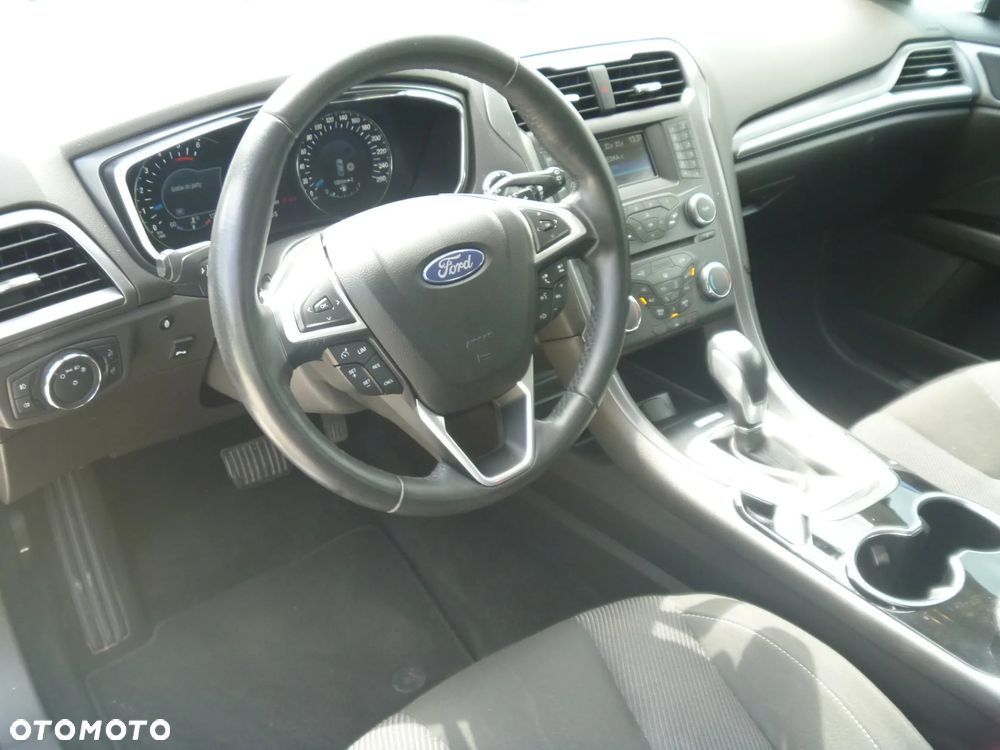 Ford Mondeo 2.0 TDCi Titanium PowerShift - 27