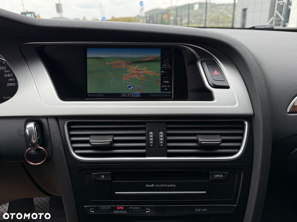 Audi A4 Avant 2.0 TDI Quattro - 31