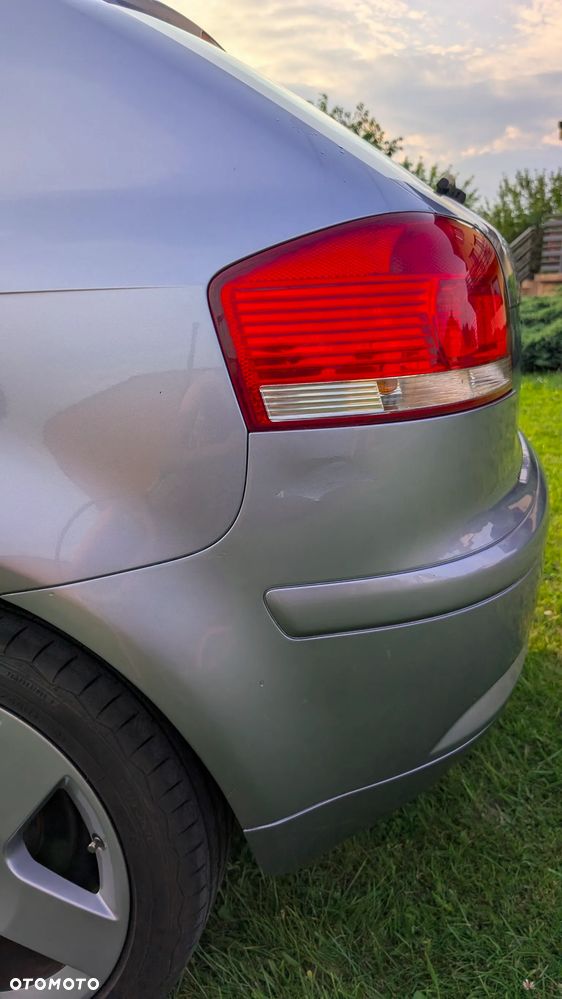 Audi A3 3-drzwiowe 1.6 Ambition - 6