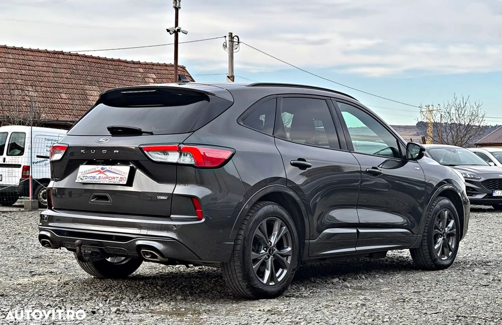 Ford Kuga 2.5 Duratec PHEV ST-LINE X - 31
