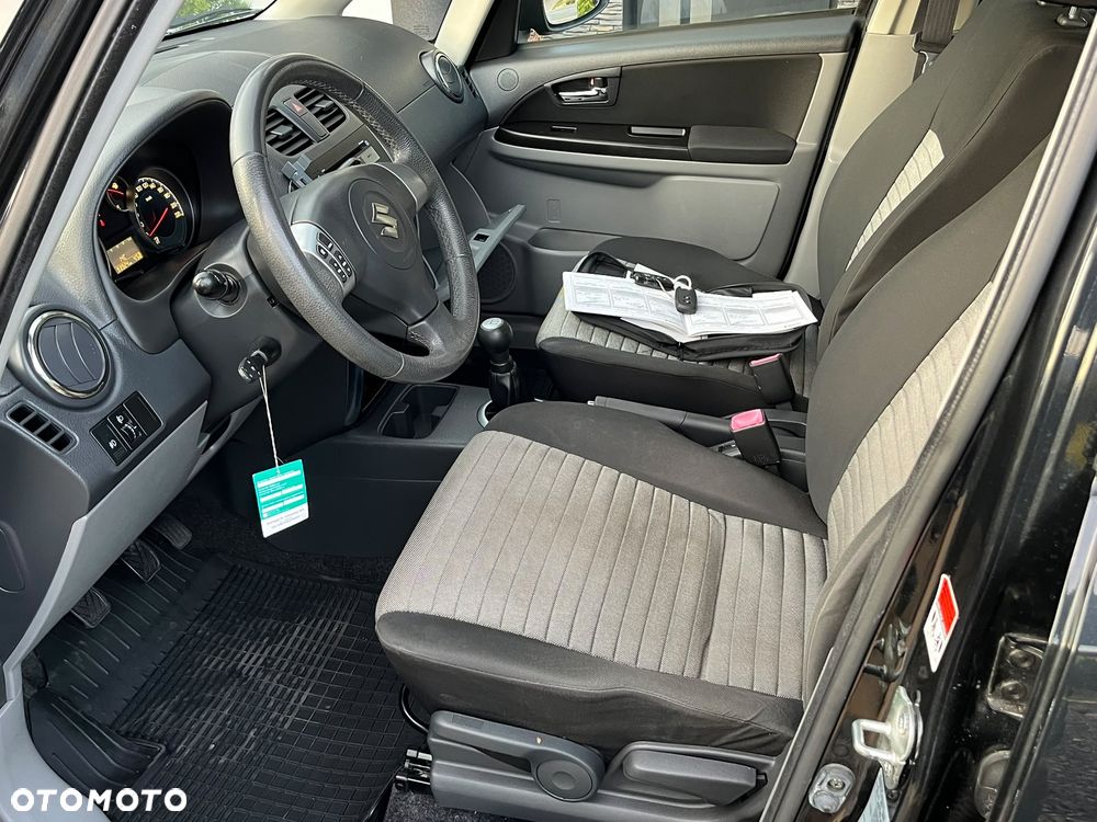 Suzuki SX4 - 3