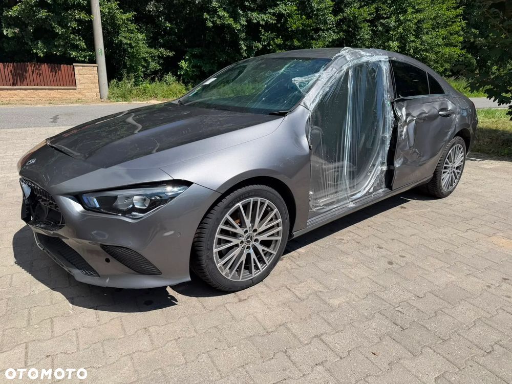 Mercedes-Benz CLA - 2
