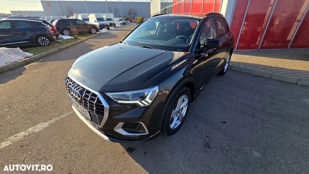 Audi Q3 2.0 40 TFSI S tronic quattro Advanced - 3