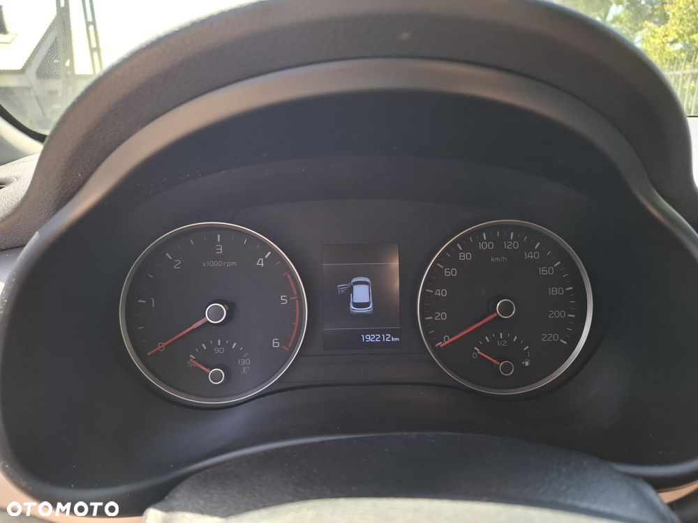 Kia Stonic 1.6 CRDi SCR L - 12
