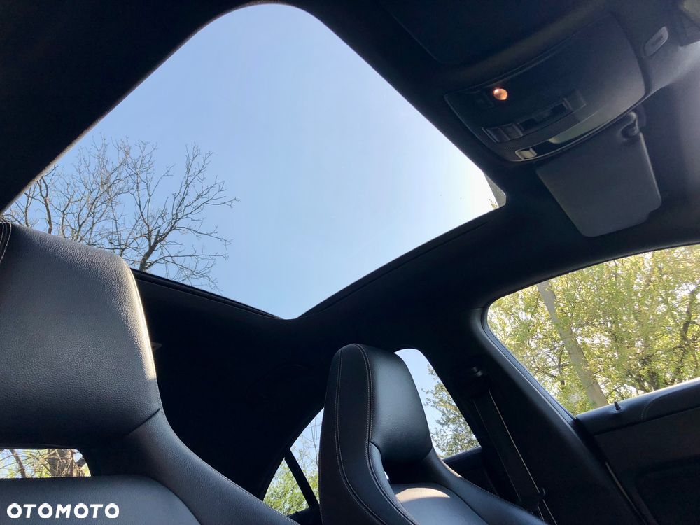 Mercedes-Benz CLA 200 d 7G-DCT UrbanStyle Edition - 26