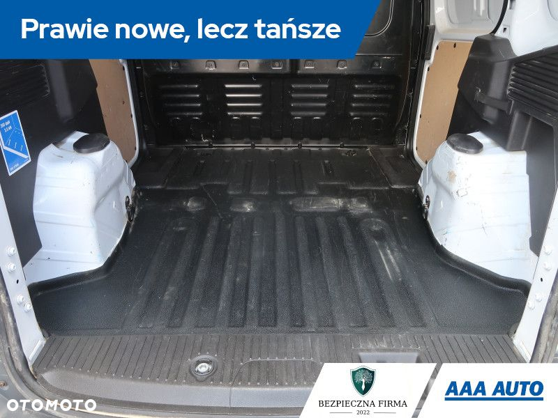 Ford transit-courier - 12