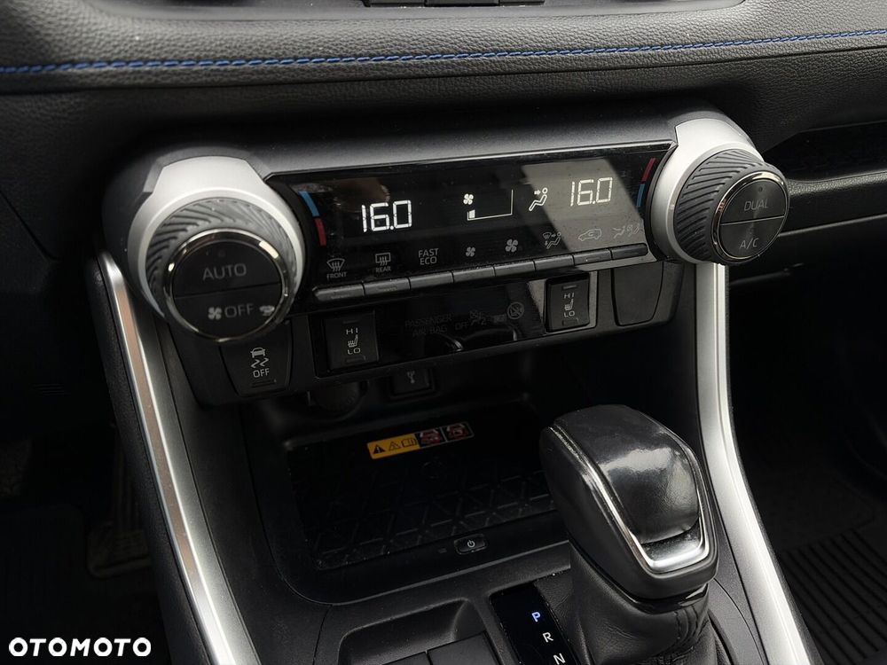 Toyota RAV4 2.5 Hybrid Selection 4x2 - 24