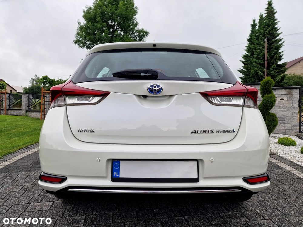 Toyota Auris Hybrid 135 Premium - 12