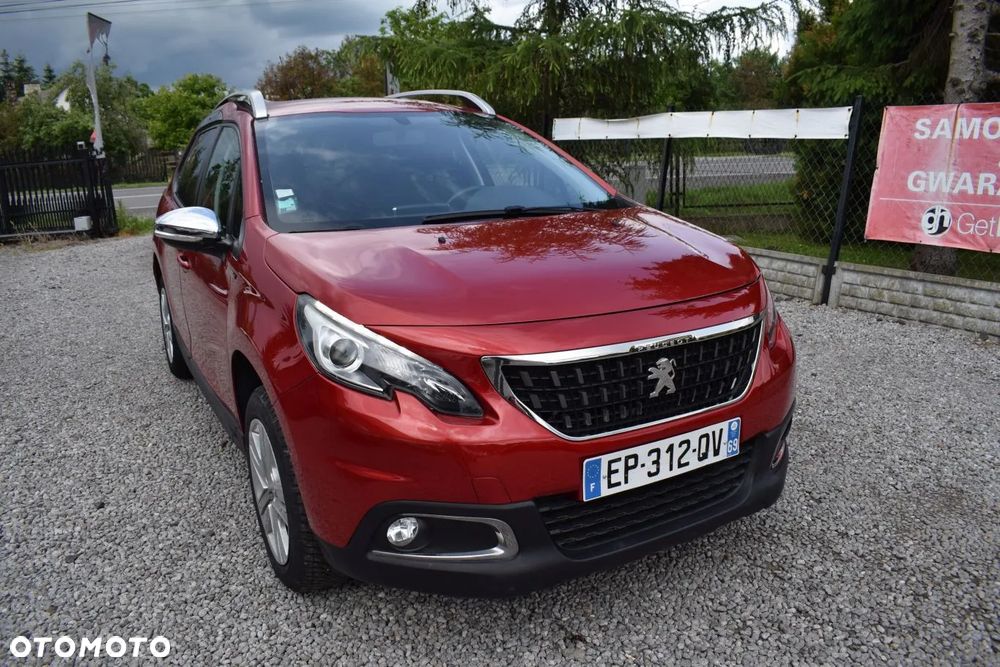 Peugeot 2008 1.2 Pure Tech Style S&S - 5