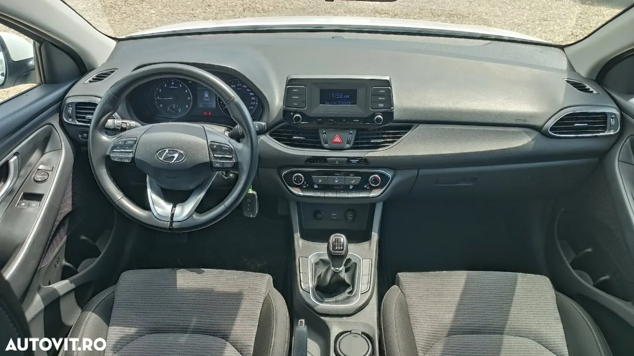 Hyundai i30 1.5 110CP 5DR M/T Comfort - 4