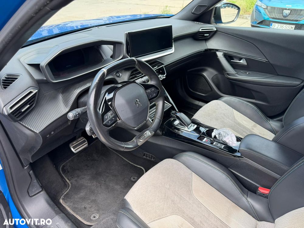 Peugeot 2008 e-2008 GT - 4